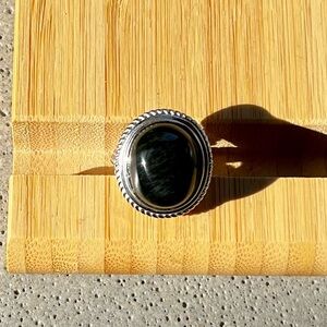 Pangea Mines Black Velvet Obsidian Cabochon Sterling Silver Ring, size 6 EUC